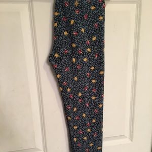 Lularoe Christmas light leggings size OS